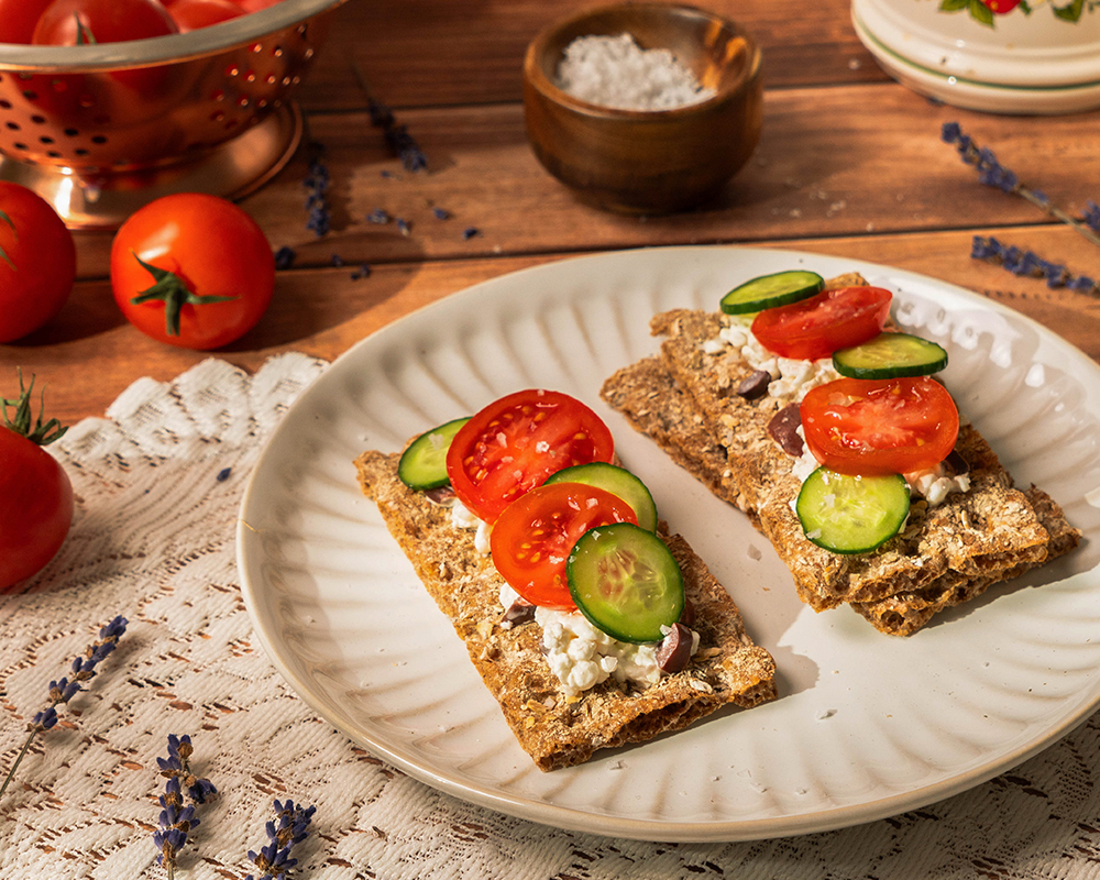 Wasa Multi Grain Crackers Creamy Cottage Cheese Cucumber Toasts
