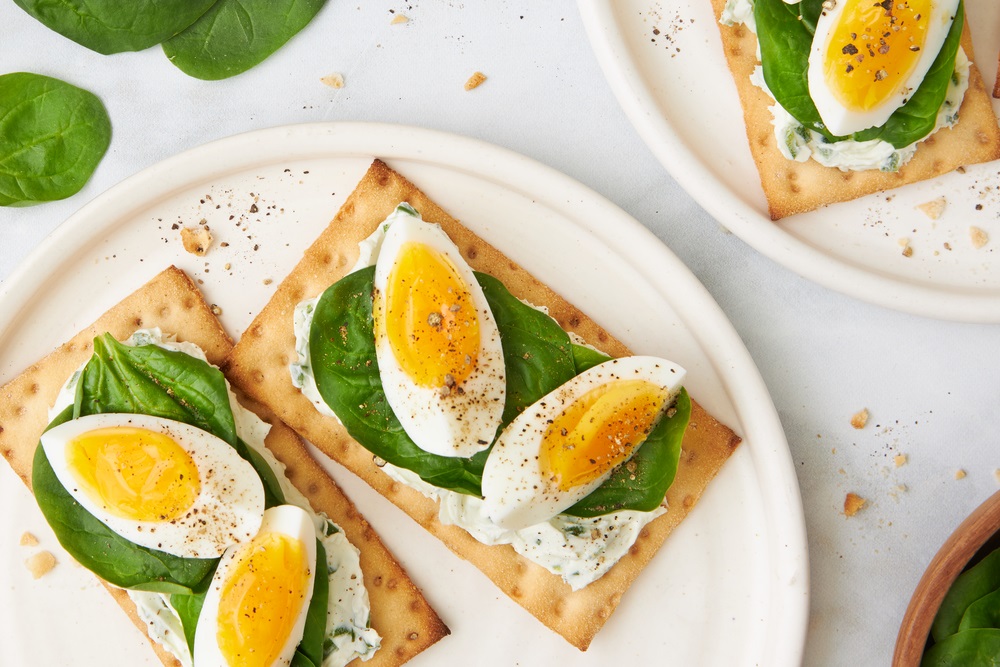 Wasa Gluten Free Crackers with Jammy Egg Spinach Jalapeno Cheese