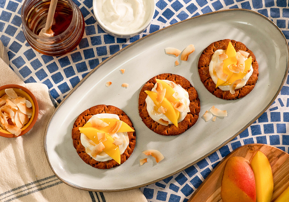 Wasa Cinnamon Crackers with Mango, Yogurt, and Coconut