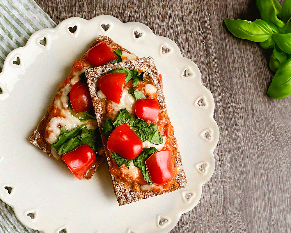 Personal Pizza Toast Whole Grain Crackers