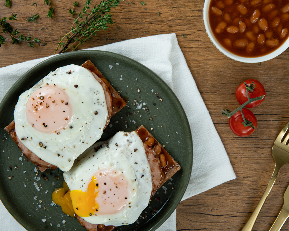 Traditional Irish Breakfast on Whole Grain Wasa Crackers