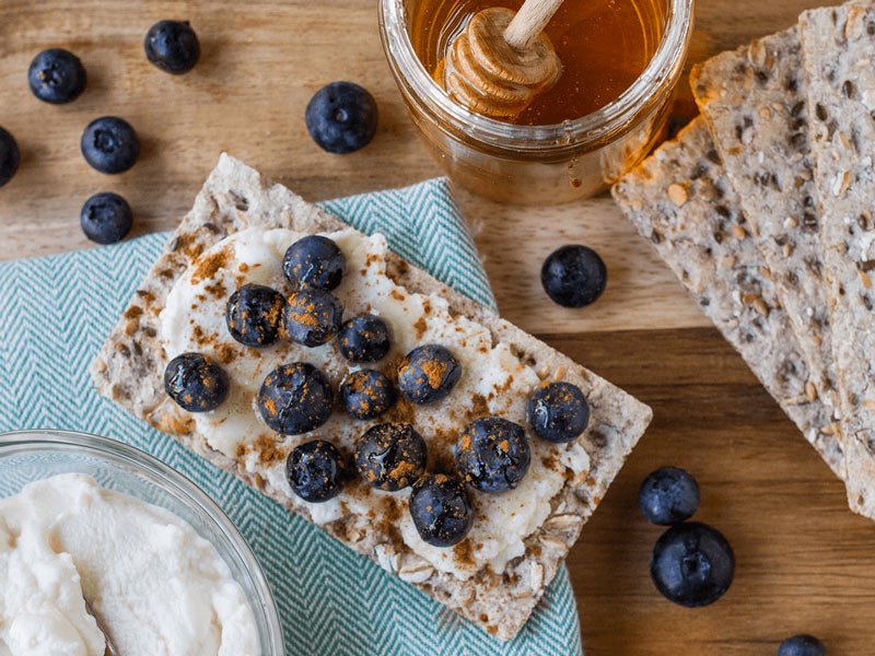 Ricotta & blåbärsknäcke